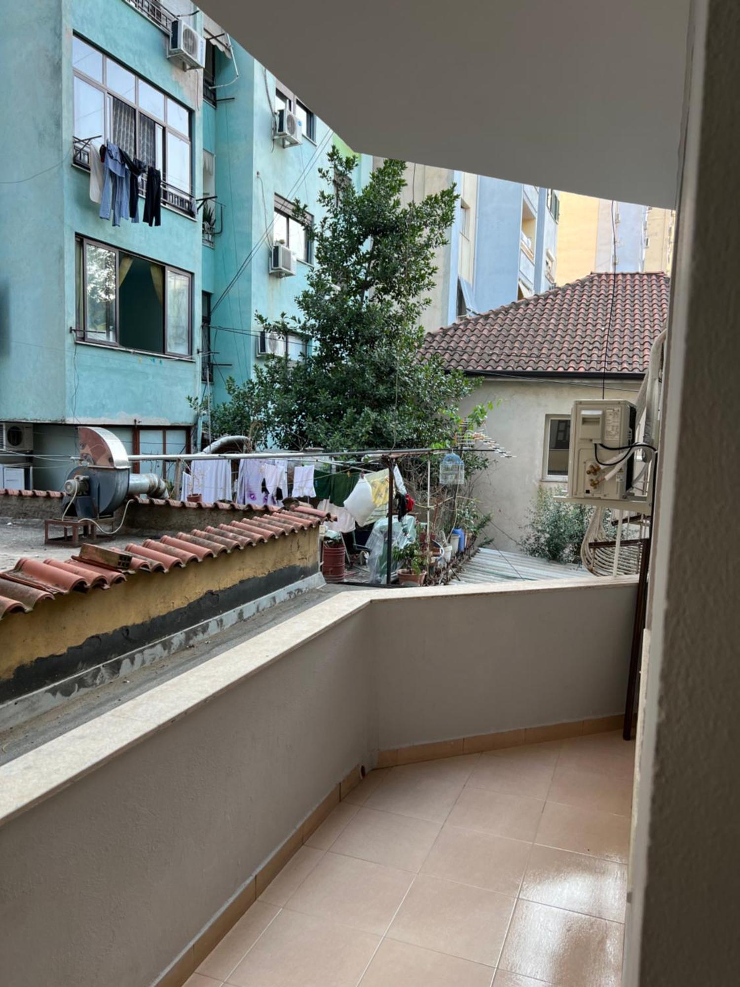 Darts Apartamento Tirana